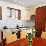 Apartment Mirna, 2-bedroom Apartment, Overlooking The