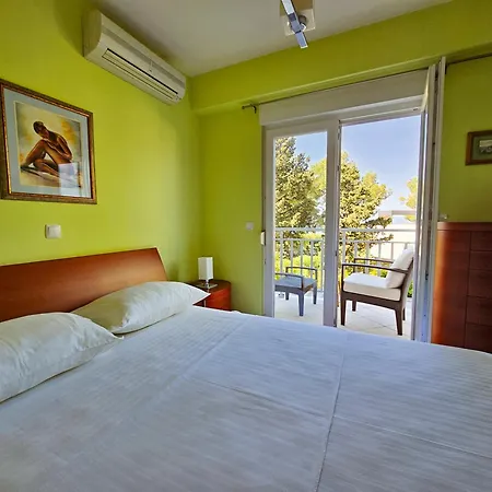 Mirna, 2-bedroom Apartment, Overlooking The Apartment