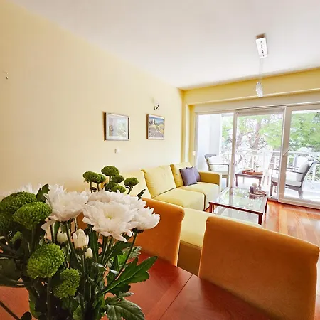 Apartment Mirna, 2-bedroom Apartment, Overlooking The Makarska