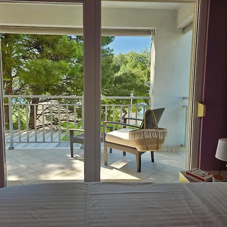 Mirna, 2-bedroom Apartment, Overlooking The Appartement Makarska