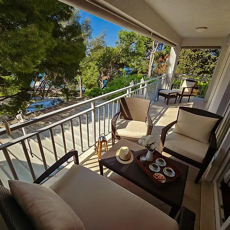 Apartment Mirna, 2-bedroom Apartment, Overlooking The *